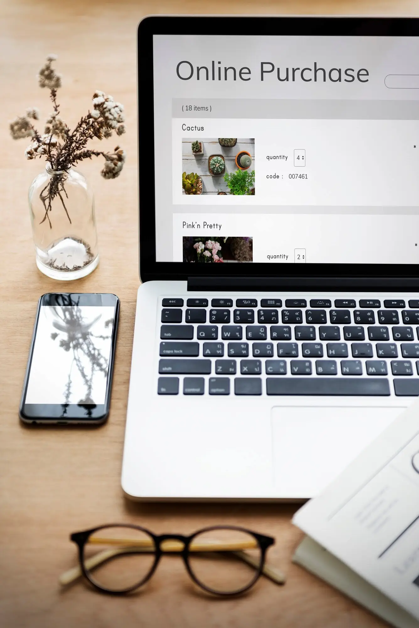 Site e-commerce sur ordinateur portable