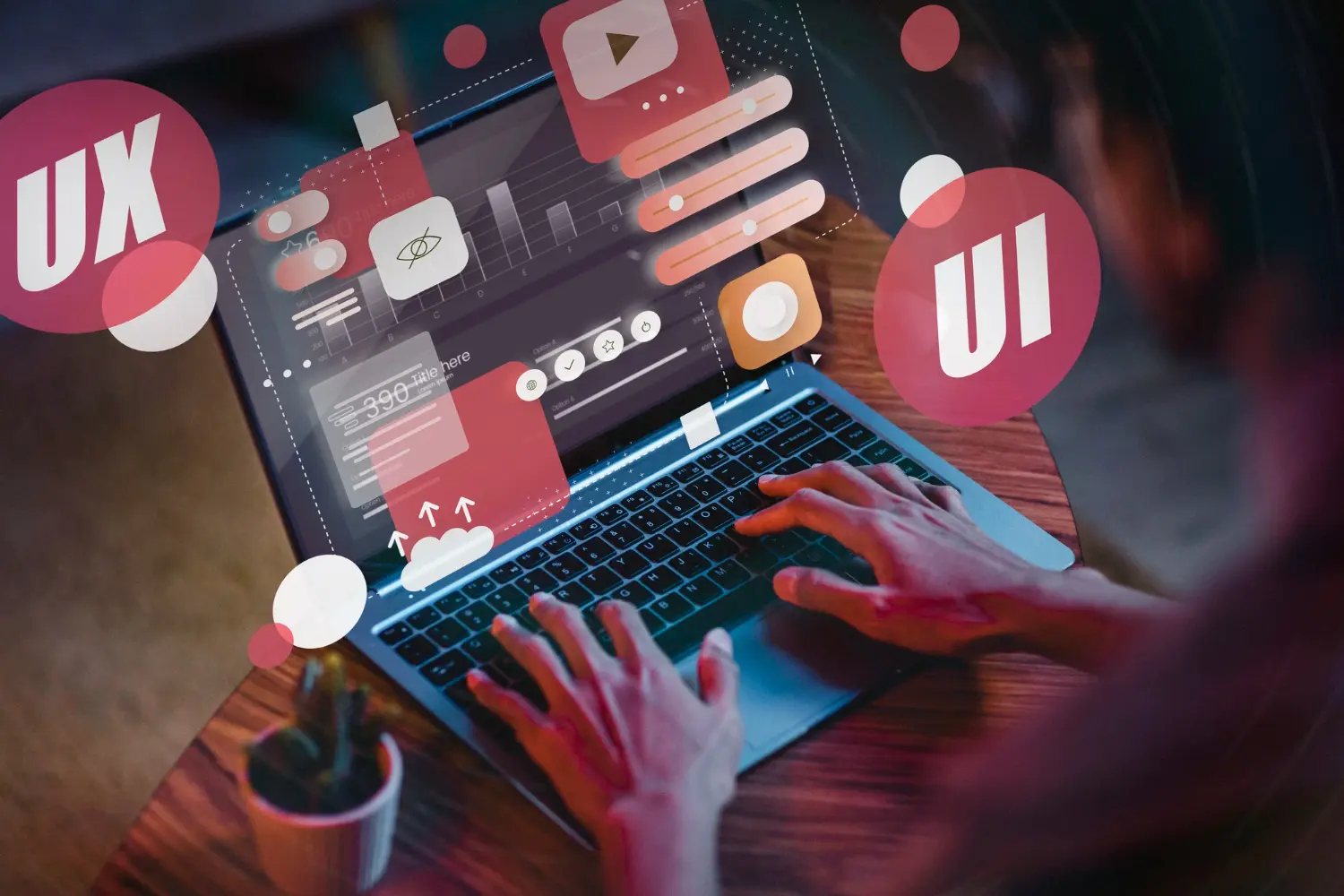Concepteur travaillant sur un ordinateur portable avec interfaces UI et UX superpos&eacute;es, illustrant la conception d&rsquo;exp&eacute;rience utilisateur et d&rsquo;interface web.